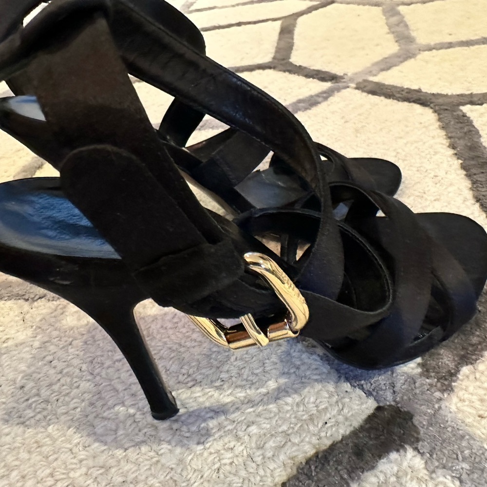 Fendi Heels - Picture 3 of 8